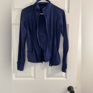 Lululemon define jacket size 4